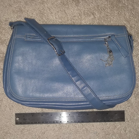 Liz Claiborne Purse RN70272/CA16396 - Picture 1 of 6